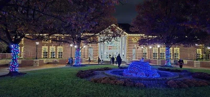 View of Leawood Community Center in Leawood, KS