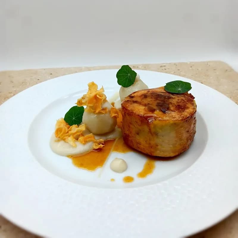 View of Les Peupliers Restaurant in Cagnes-sur-Mer, PACA