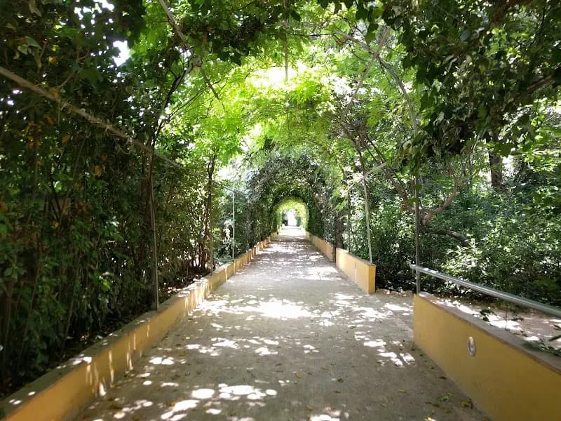 L'Hort de Trènor park in Torrent, V