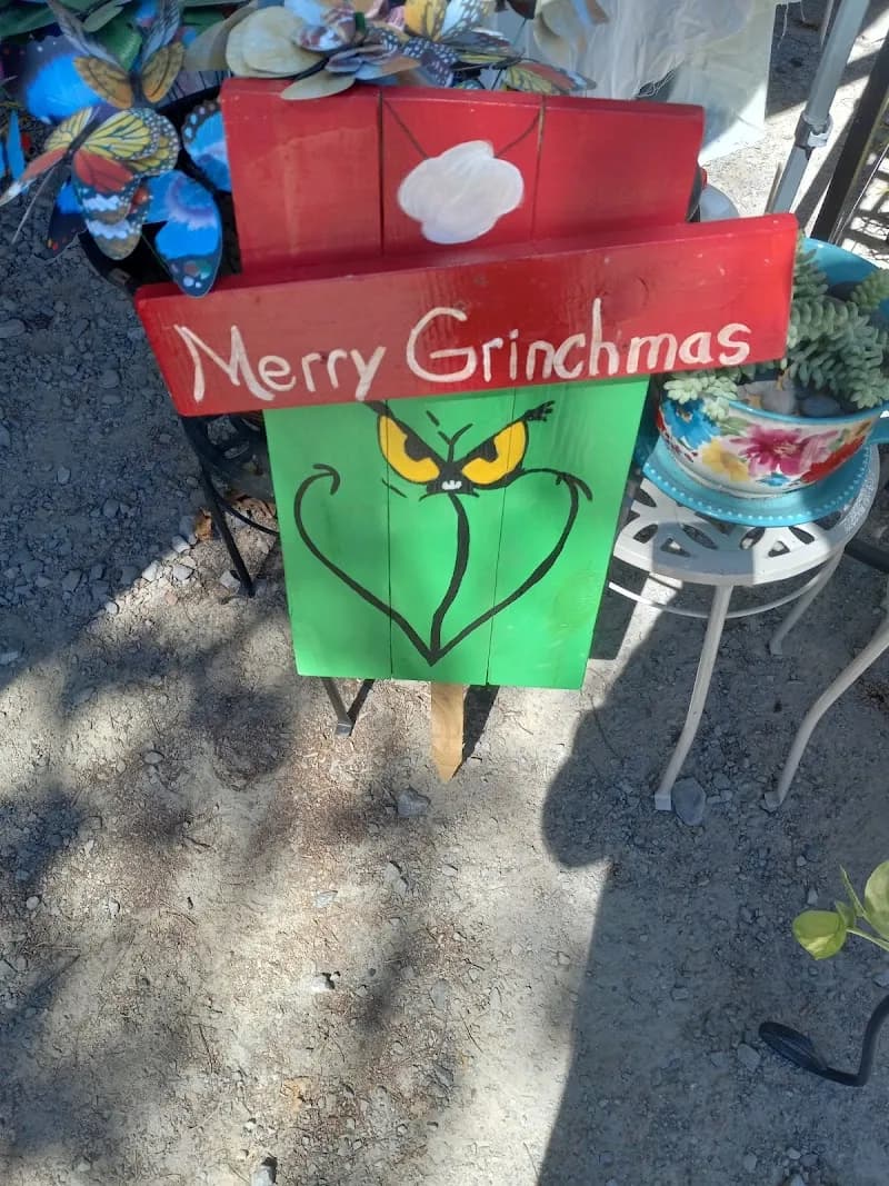 Lightfoot Farm Market farmers market in Atoka, TN