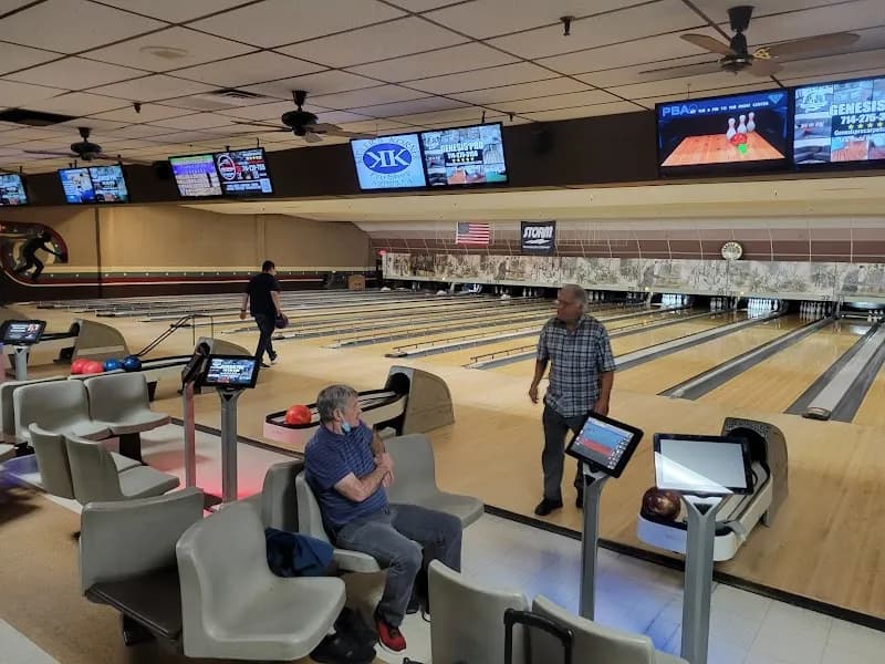 Linbrook Bowling Center bowling alley in Anaheim, CA