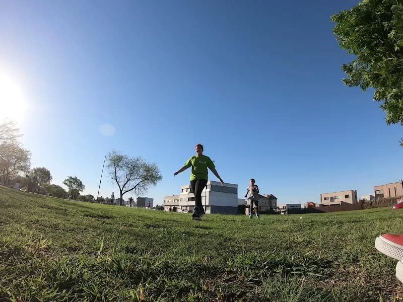 View of Lineal Don Bosco "Dr. Raúl Alfonsín" Park in Ezpeleta, BA