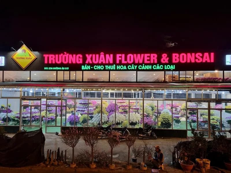 View of Local Flower and Plant Markets in Tây Hồ, HN