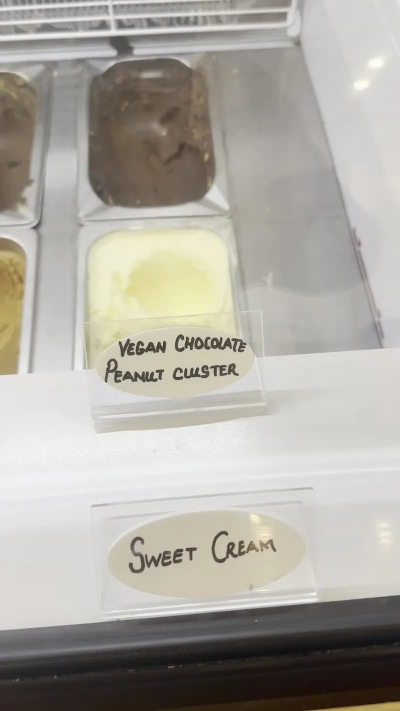 View of Local Ice Cream & Gelato Shops in Claremont, WC