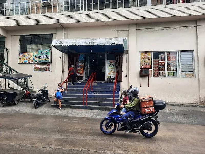 View of Local Pasalubong Centers and Cafes in Dasmariñas, NCR