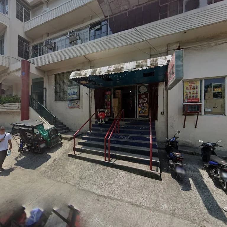 View of Local Pasalubong Centers and Cafes in Dasmariñas, NCR