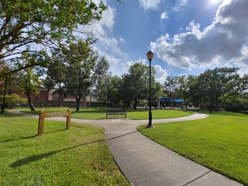 Loftin Park park in Bellaire, TX