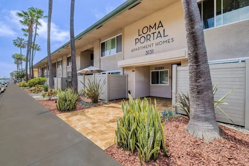 Loma Portal apartment building in Point Loma, CA