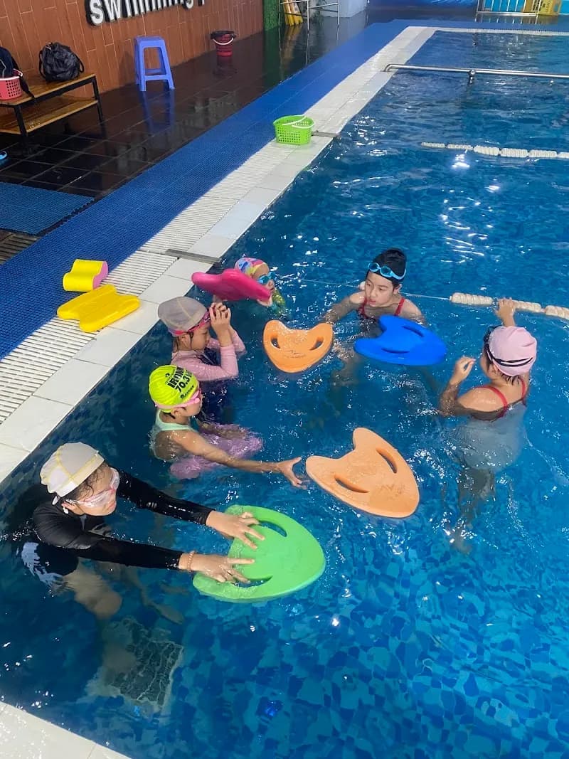 View of Long Biên Community Swimming Pool in Long Biên, HN