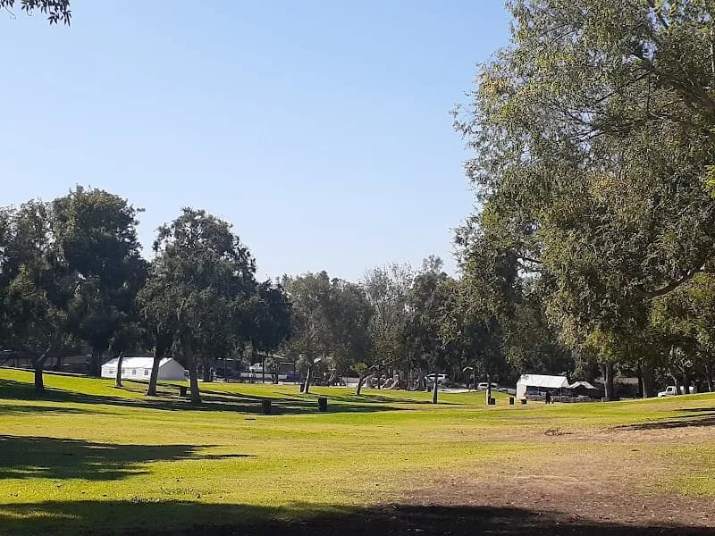 Los Cerritos Park park in Long Beach, CA
