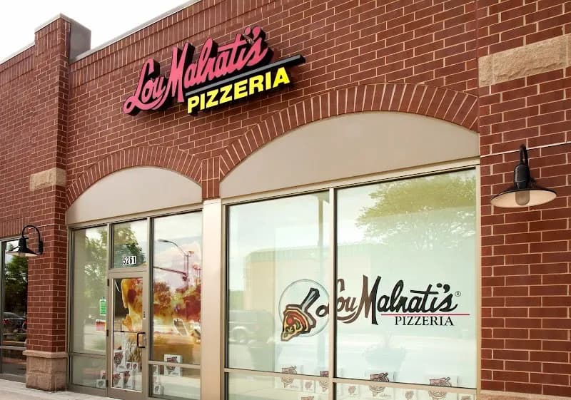 Lou Malnati's Pizzeria Pizza in Oak Lawn, IL