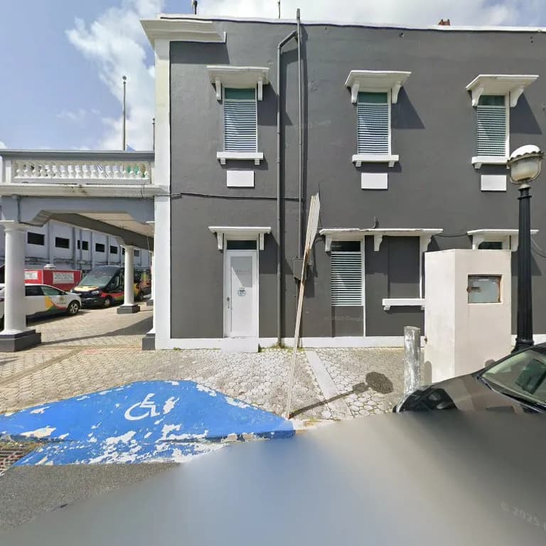 Luquillo Public Library library in Luquillo, PR