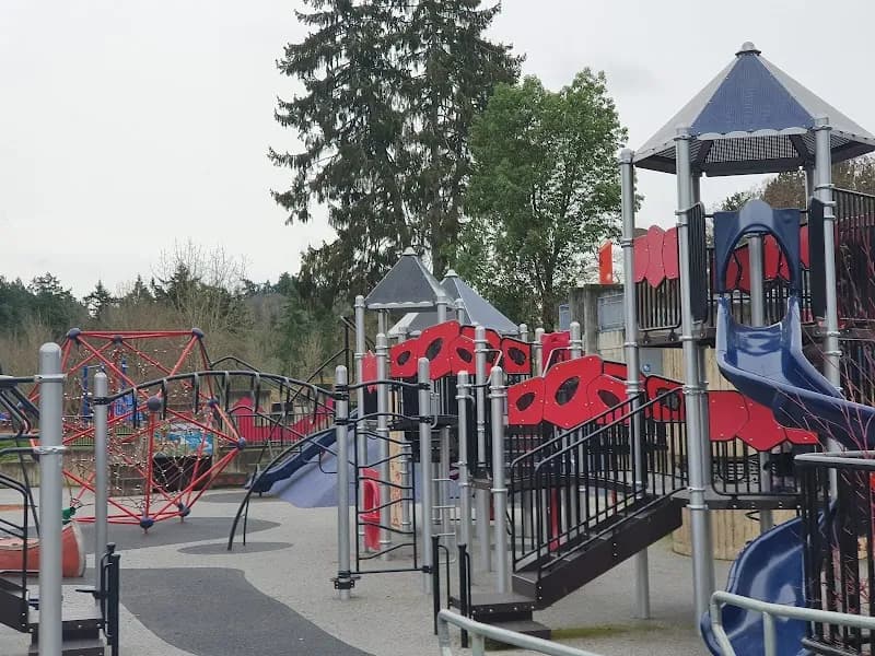 Luther Burbank Park park in Mercer Island, WA