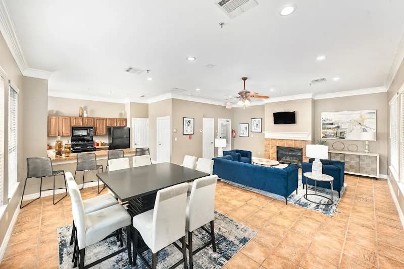 View of MAA Shoal Creek in Bedford, TX