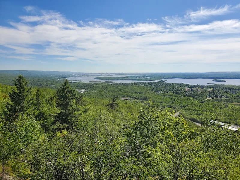 Magney-Snively Natural Area nature preserve in Duluth, MN