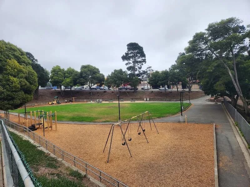 Marchbank Park park in Daly City, CA