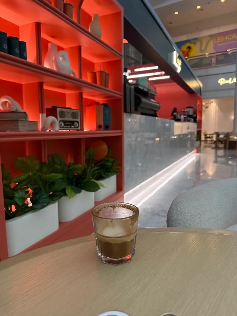 View of Marina Cafe in Abu Dhabi Marina, Abu Dhabi