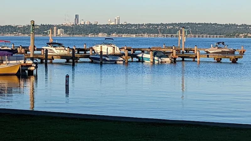 Marina Park Al Locke Pavilion tourist attraction in Kirkland, WA