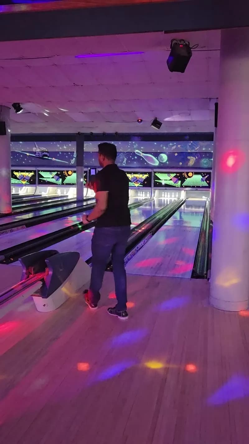 View of Markham Bowl in Markham, ON