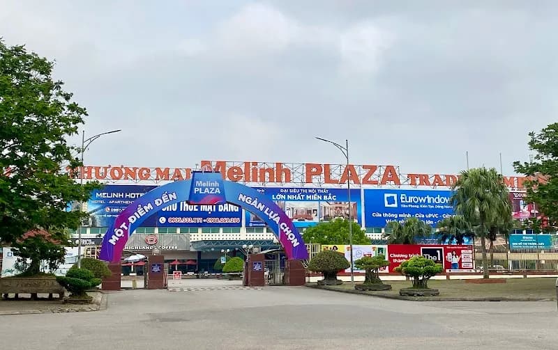 Me Linh Plaza shopping mall in Mê Linh, HN