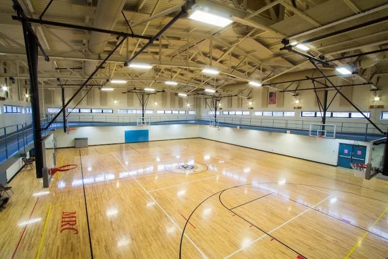 View of Meineke Recreation Center in Schaumburg, IL