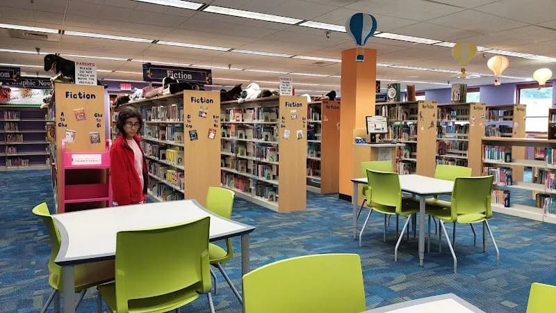 View of Mentor Public Library in Mentor, OH