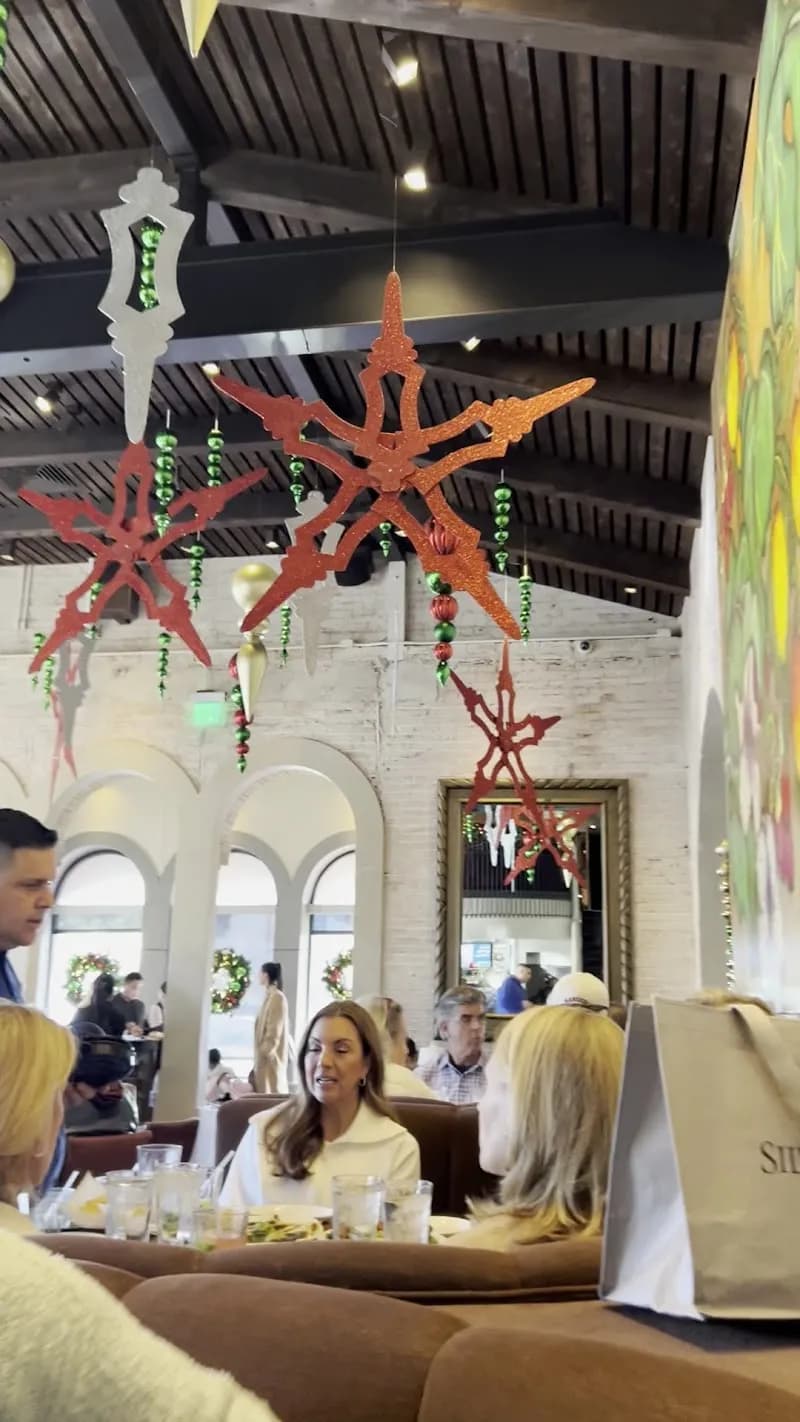 View of Mi Cocina in Highland Park, TX