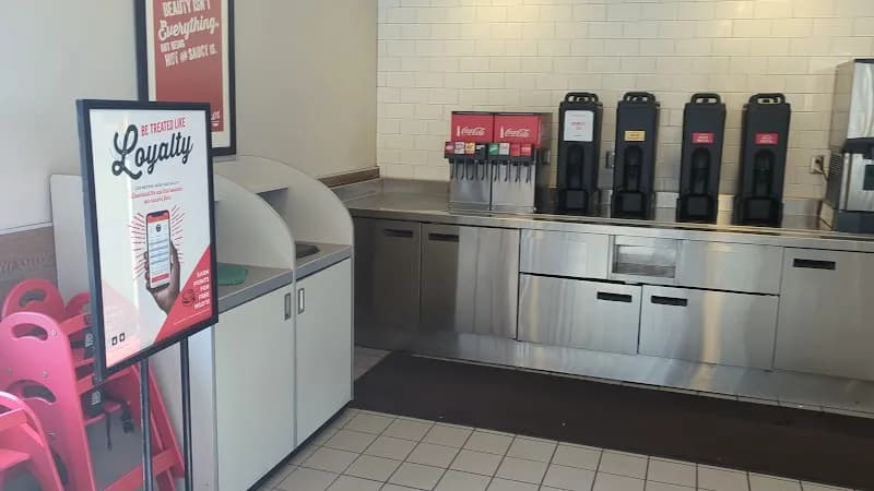 View of Milo’s Original Burger Bus in Irondale, AL