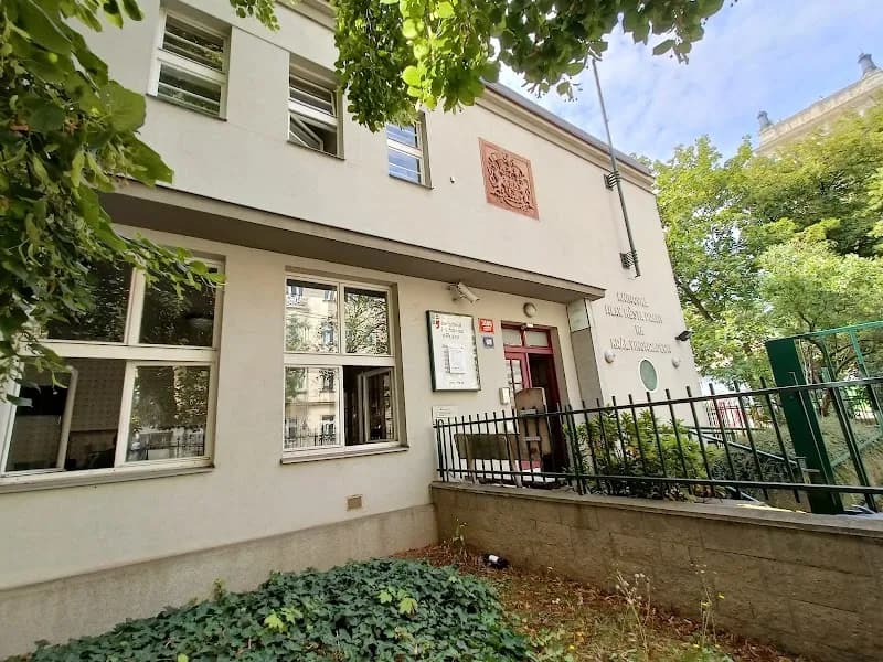 View of Milunič Library (Knihovna Matěje Rejchrata) in Vinohrady, CZ