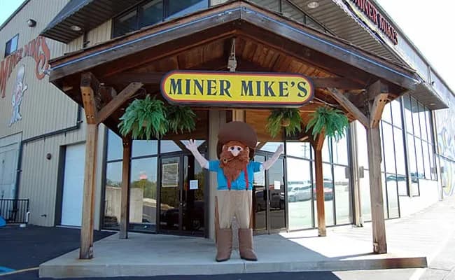 Miner Mike's Inc amusement center in Edwardsville, IL