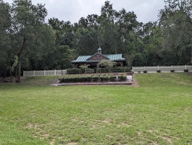 View of Minneola Trailhead Park in Clermont, FL