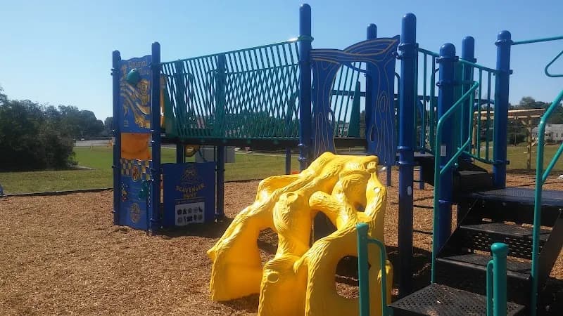 Minnie Lee Davis Harris Recreation Center sports activity location in Mechanicsville, VA