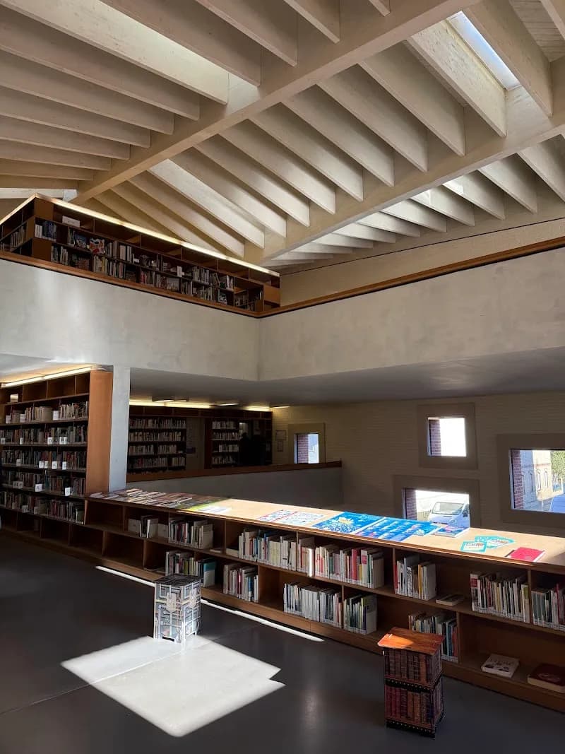 View of Mittelpunktbibliothek Köpenick Alter Markt in Müggelsberge, BE