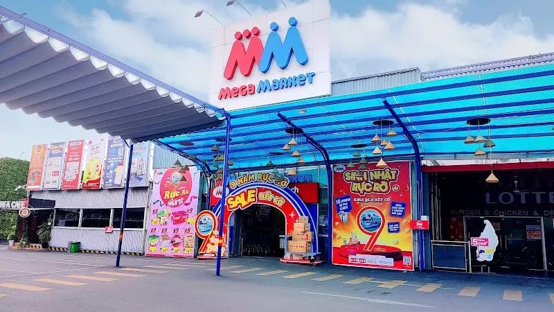 MM Mega Market An Phu hypermarket in An Phu, HCMC