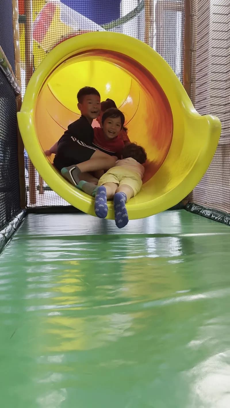 View of Morgan Play Center in Surrey, BC