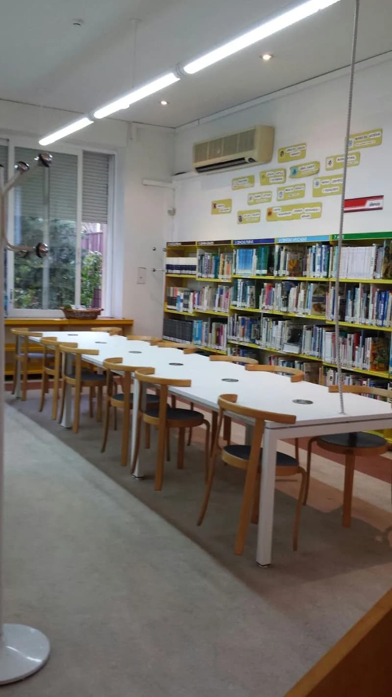 Municipal Public Library José Vicente Muñoz library in Torrelodones, Madrid