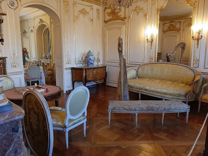 View of Musée Lambinet in Versailles, IDF