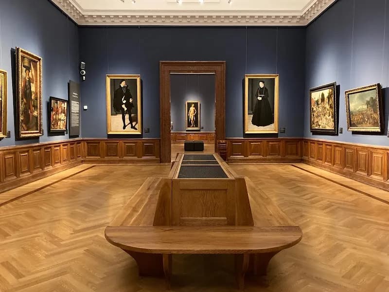 View of Museum of Fine Arts in Budapest, BUD