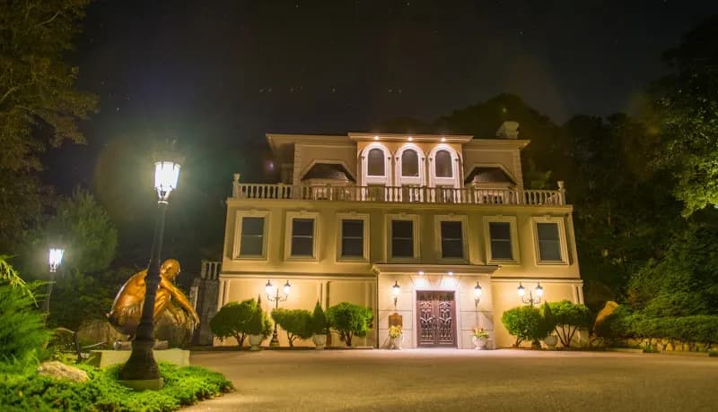 Mystic Starry Night ice cream in Mystic, CT