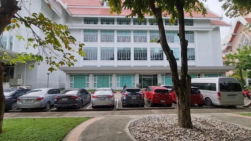 View of National Library in Samsen, BKK