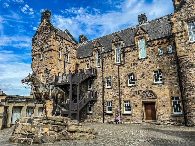 View of National War Museum in Edinburgh, SCT