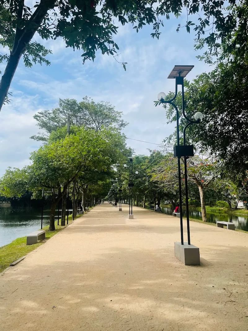 Nawala Urban Wetland Park park in Nugegoda, WP