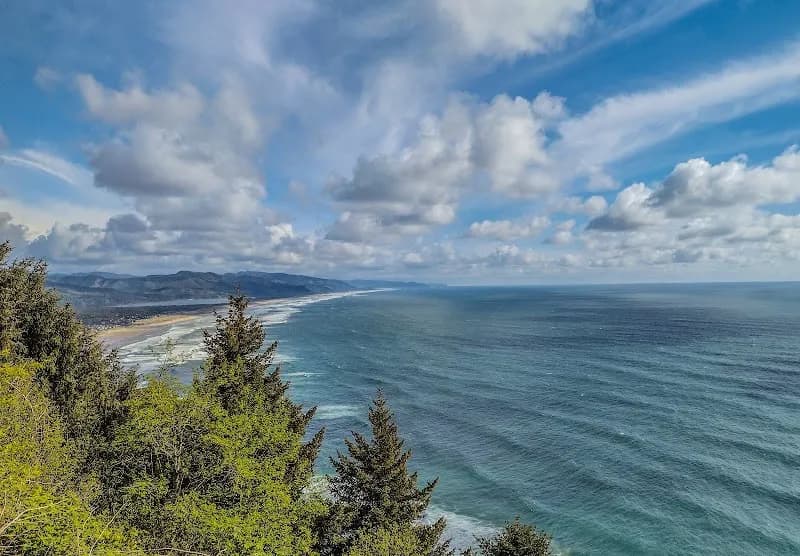 View of Neahkahnie Viewpoint in Cannon Beach, OR