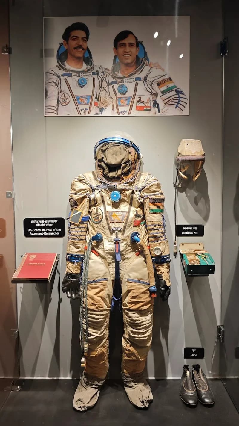 Nehru Planetarium, New Delhi planetarium in Delhi, DL