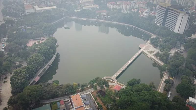 View of Nghĩa Đô Park in Cầu Giấy, HN