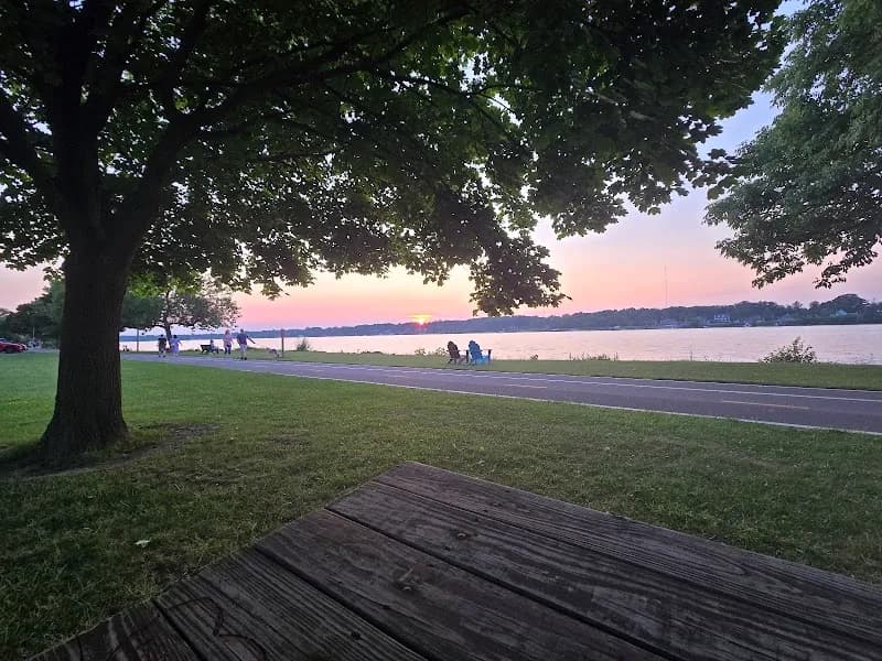 View of Niawanda Park in North Tonawanda, NY