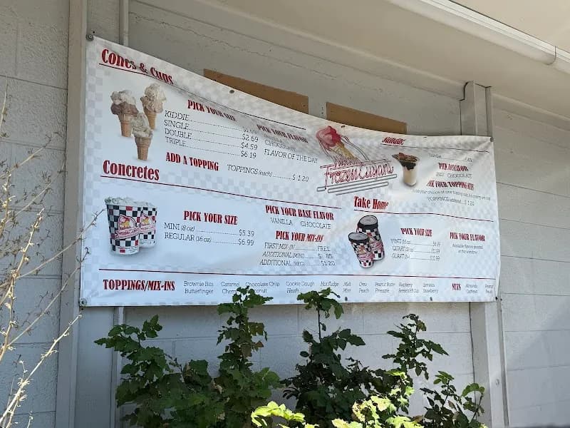 View of Nielsen's Frozen Custard in Holladay, UT