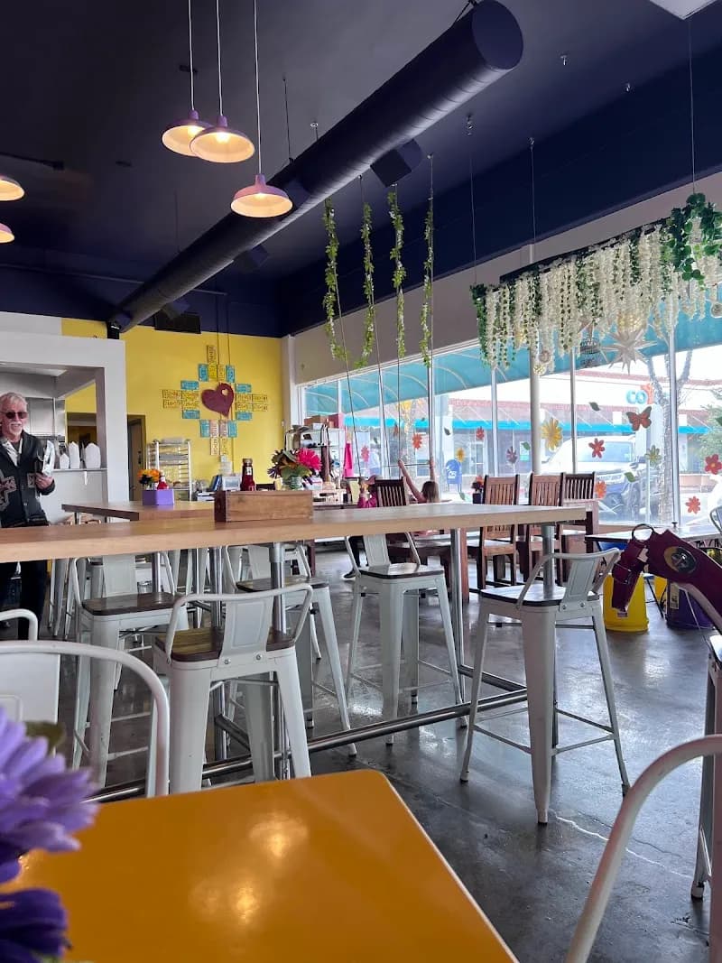 View of Nob Hill Business Center in Nob Hill, NM