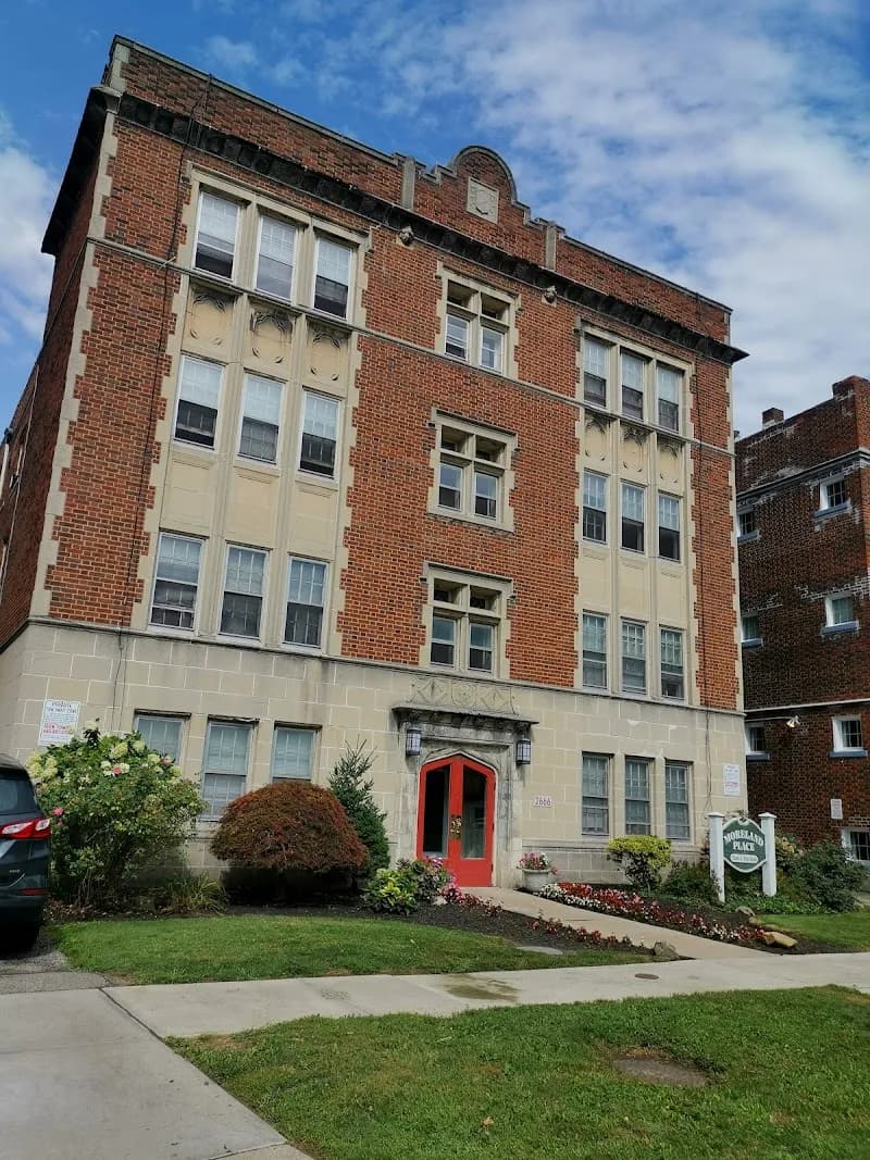 North Moreland Boulevard route in Shaker Heights, OH