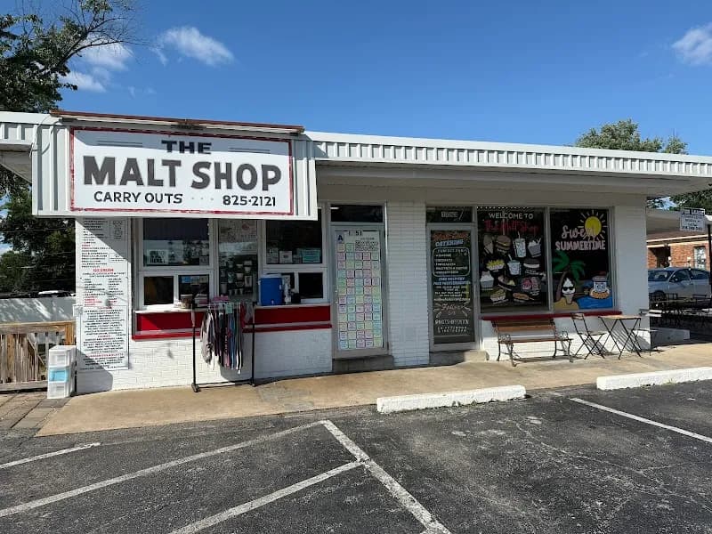Ollie's Frozen Custard ice cream in Fenton, MO